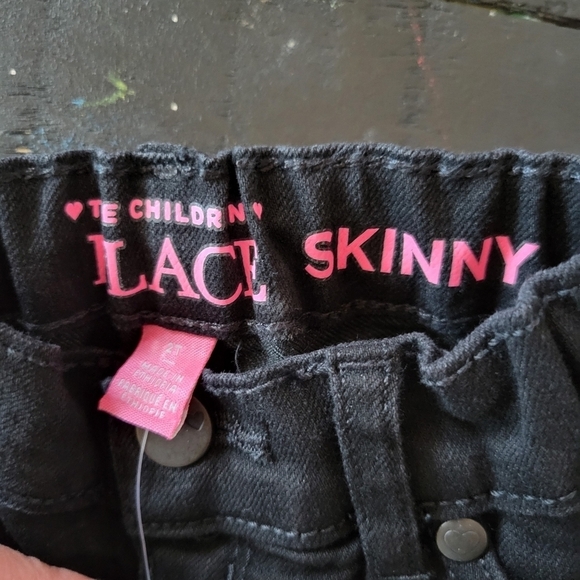 The Children's Place NWT Black Skinny Jeans Denim Toddler Girl 2T - Picture 2 of 3